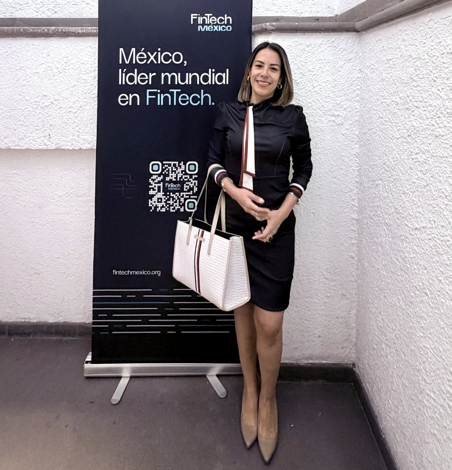 Eloisa Cadenas en evento de FinTech México